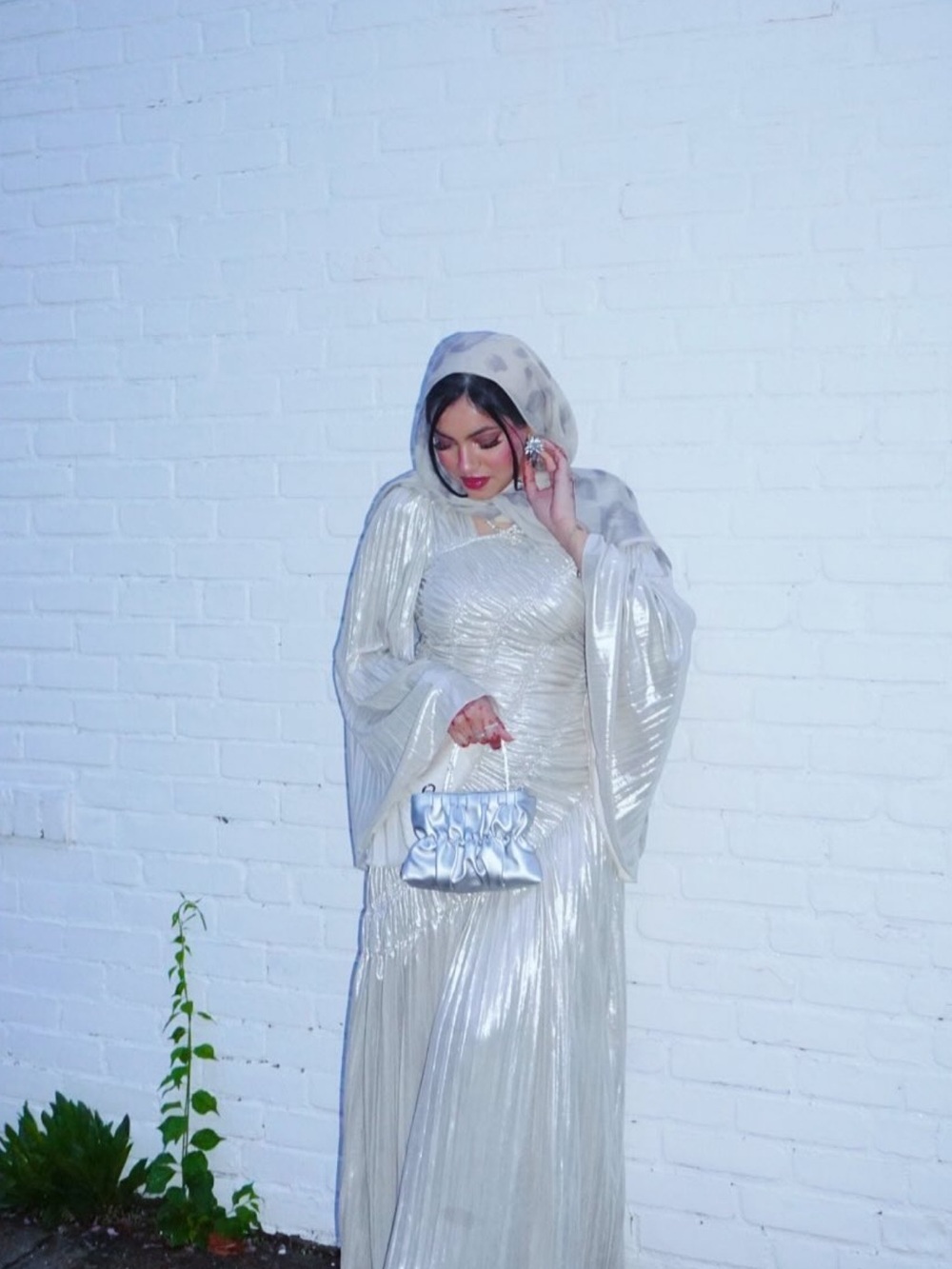 Lichi Long sleeve white dress